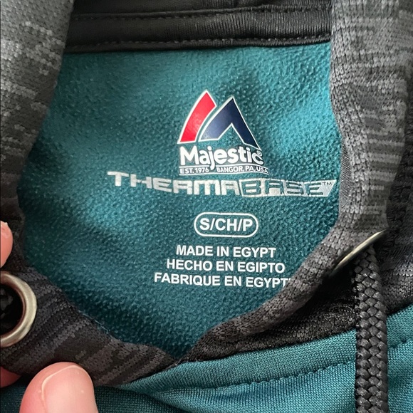 Majestic Philadelphia Eagles Hoodie size small green and black - Picture 2 of 4